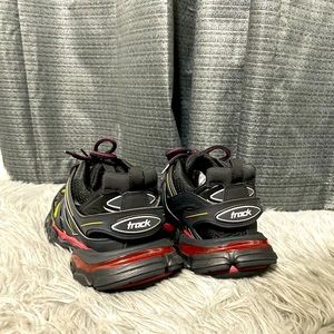 Balenciagas: Track low-top sneakers